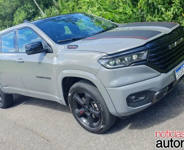 ram rampage rt avaliação na (12)