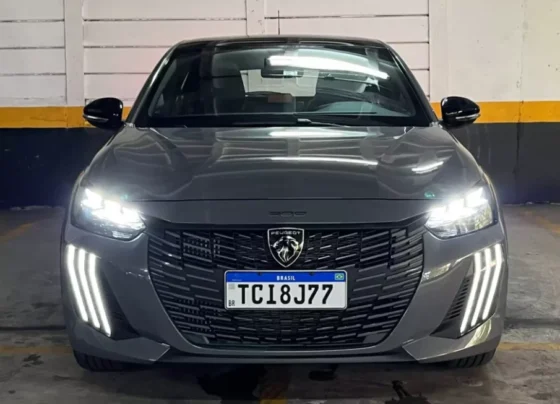 Peugeot 208 híbridos