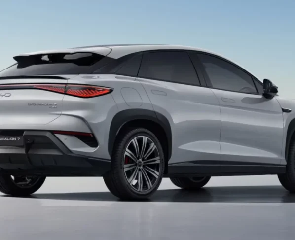 BYD Sealion 7