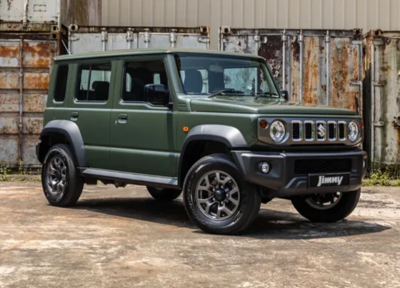 Suzuki Jimny quatro portas